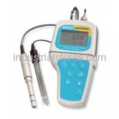 Oakton WD-35631-00 Ph, Conductivity & Temperature Meter