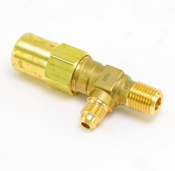 Mueller Industries A16472 Receiver Valve 1/4" x 1/4" Angle